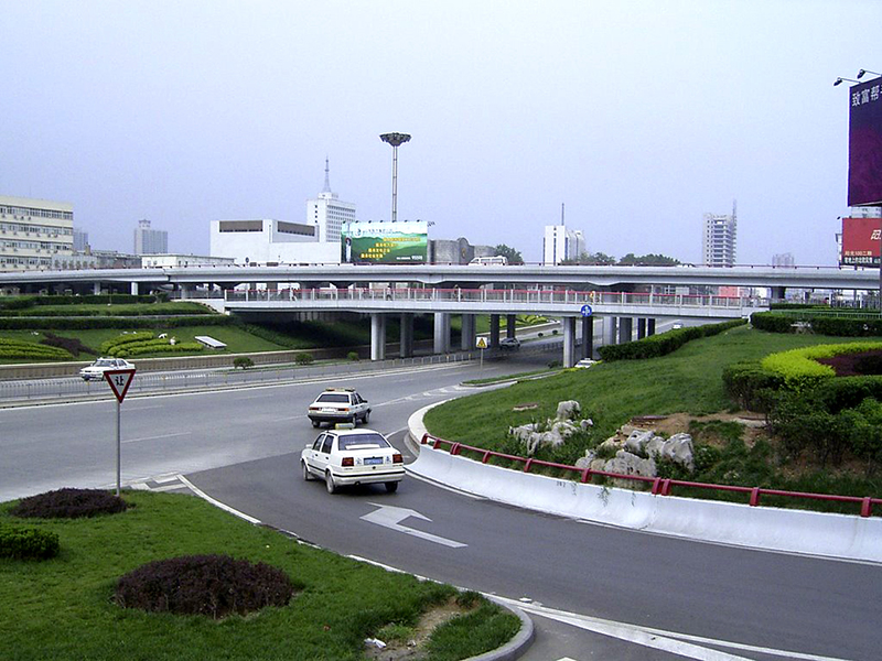 巾幗心向黨，百年正輝煌——依愛(ài)消防“三八”婦女節(jié)活動(dòng)精彩綻放